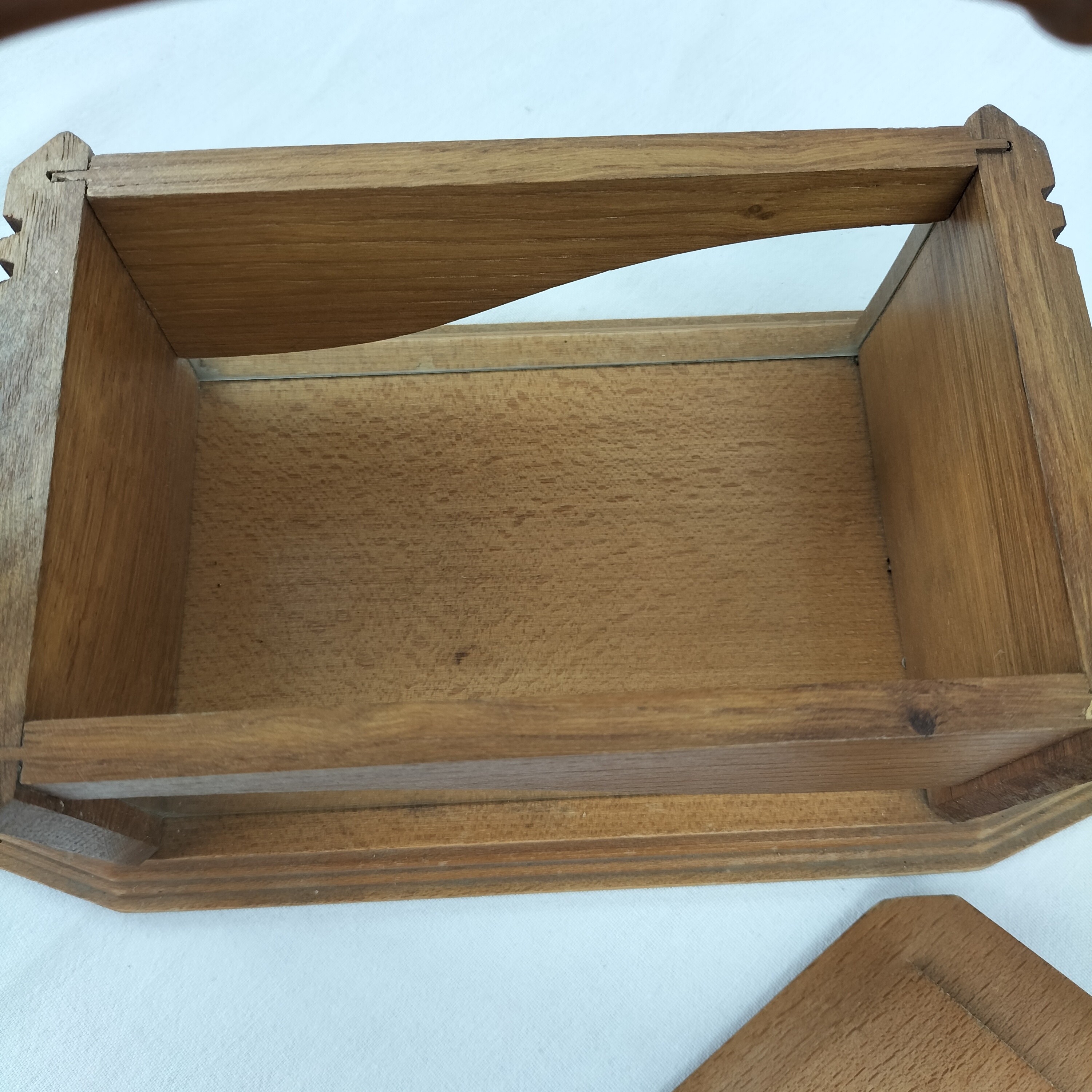 Voir photo 6 de Boîte vitrine en bois avec poignée – Rangement déco Boîte vitrine en bois avec poignée – Rangement déco Bon état reconditionné photo 6