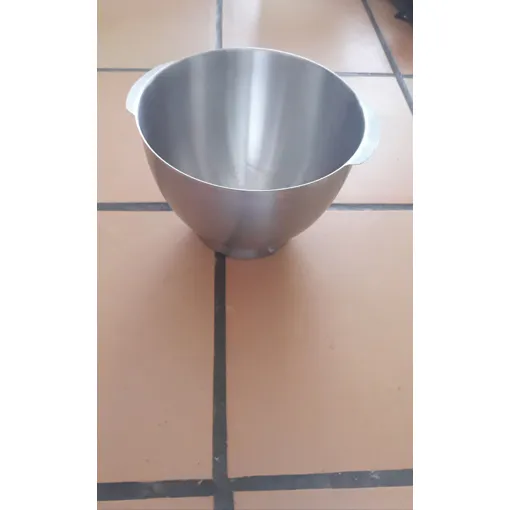Bol Inoxydable Grand Cul De Poule Pour Robot 22x17x12 Cm Ustensile De Cuisineavec 4 Picots De Fixation A La Base Pour Preparation Repas Patissrrie Petrir Cuisiner Melanger Bon état reconditionné disponible sur Rakuten