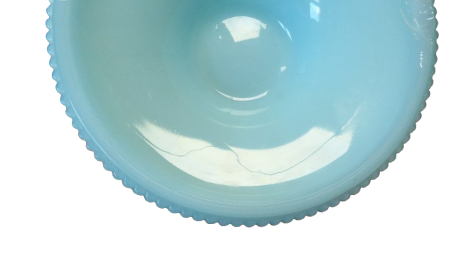 Voir photo 18 de Bonbonnière en opaline bleu ciel Bonbonnière en opaline bleu ciel État correct reconditionné photo 18