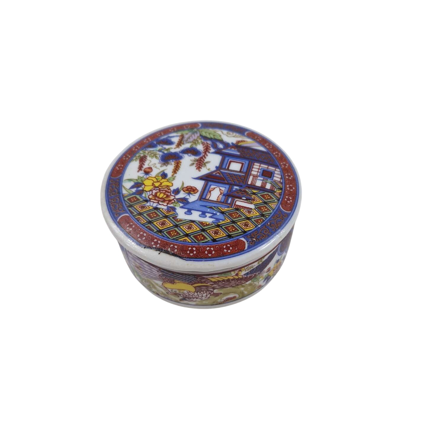 Bonbonnière ou Boîte à bijoux Très bon état - 20,00 € Bonbonnière ou Boîte à bijoux Très bon état reconditionné disponible sur Label Emmaüs