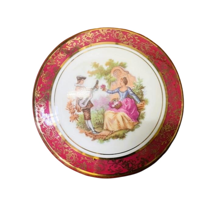 Acheter Bonbonnière porcelaine de Limoge - 10,50 € Bonbonnière porcelaine de Limoge reconditionné disponible sur Label Emmaüs