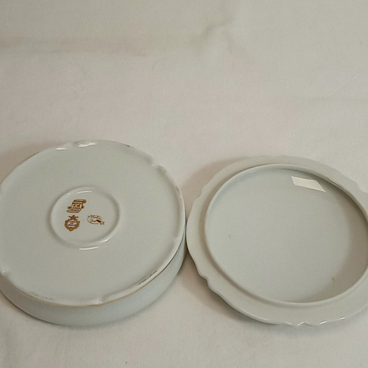 Voir photo 4 de Bonbonnière Porcelaine de Limoges Bonbonnière Porcelaine de Limoges Parfait état reconditionné photo 4
