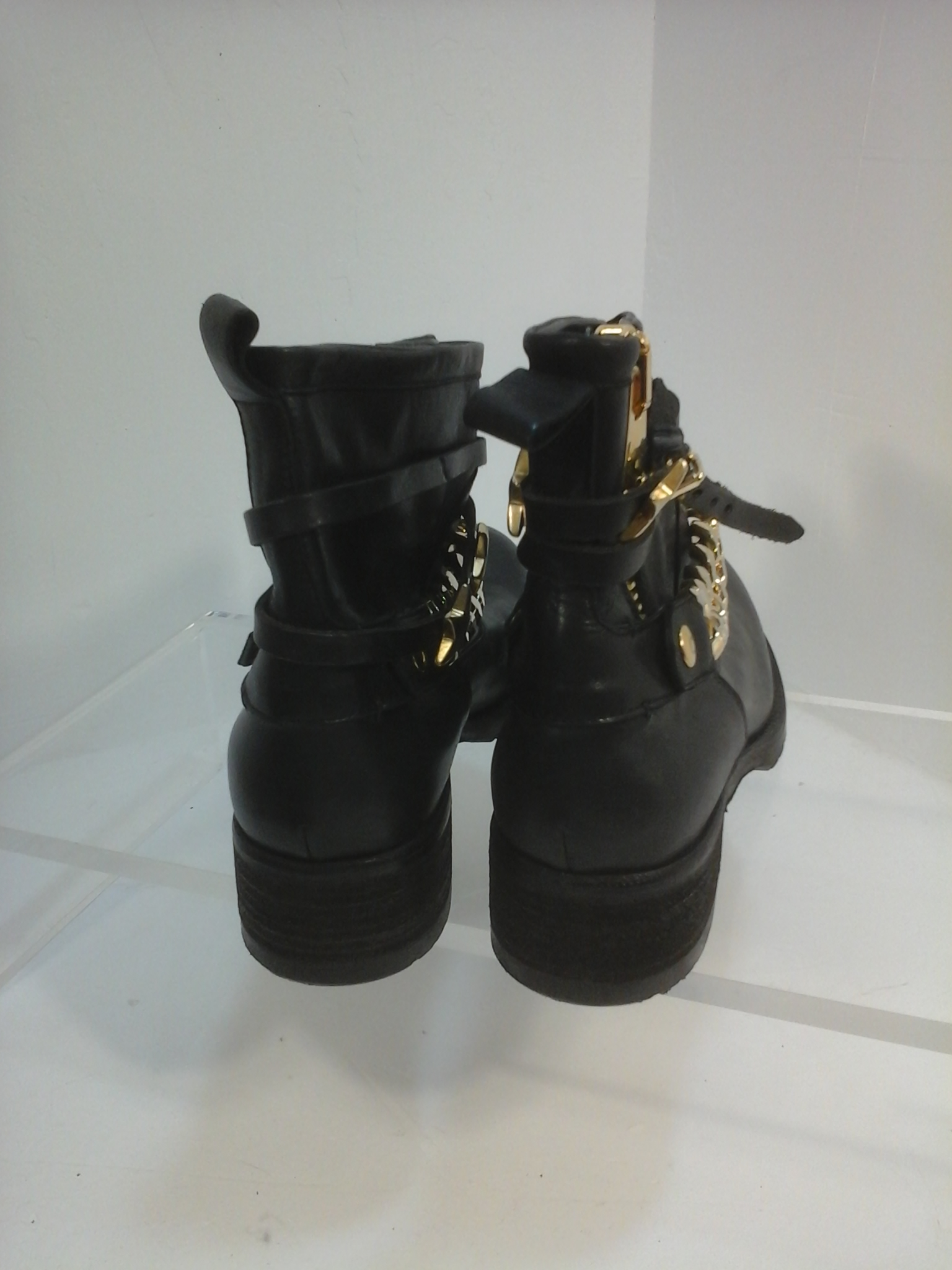Voir photo 3 de Boots chaîne étoile Strategia Boots chaîne étoile Strategia Parfait état reconditionné photo 3