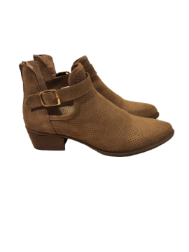 Boots cuir ajouré style santiag - FLEUR DE SAFRAN T39 de seconde main - 30,00 € Boots cuir ajouré style santiag - FLEUR DE SAFRAN T39 de seconde main reconditionné disponible sur Claquettes Market