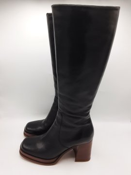 Bottes Bocage de seconde main - 100,00 € Bottes Bocage de seconde main Bocage reconditionné disponible sur Claquettes Market
