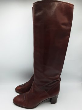 bottes de seconde main - 20,00 € bottes de seconde main reconditionné disponible sur Claquettes Market