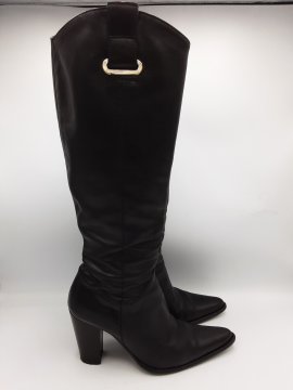 Acheter Bottes de seconde mains - 50,00 € | Dero Bottes de seconde mains N/A reconditionné disponible sur Claquettes Market | Dero