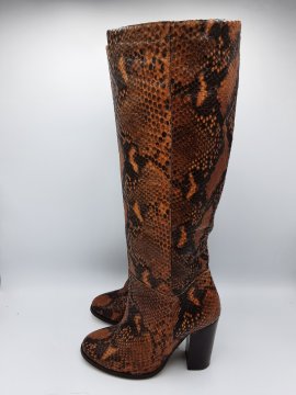 bottes femme en seconde main Bon état - 35,00 € bottes femme en seconde main Bon état Eram reconditionné disponible sur Claquettes Market