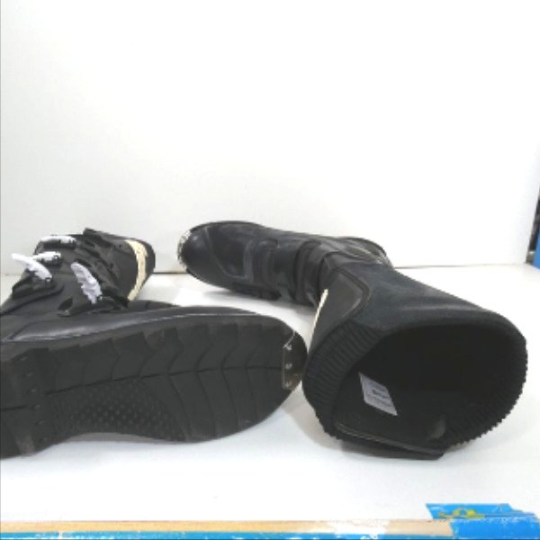 Voir photo 4 de Bottes Firstracing taille 48 Bottes Firstracing taille 48 Très bon état reconditionné photo 4