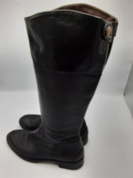 Acheter bottes noir hispanitas - 15,00 € | Dero bottes noir hispanitas N/A reconditionné disponible sur Claquettes Market | Dero