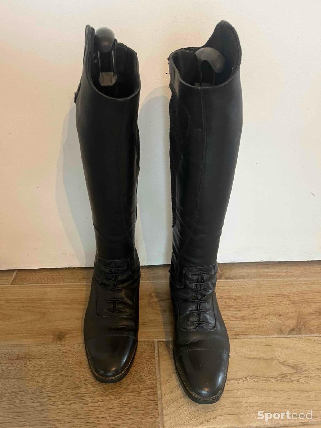 Bottes QHP Très bon état - 60,00 € Bottes QHP Très bon état reconditionné disponible sur Sporteed | Dero