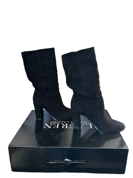 Voir photo 2 de Bottes Ralph Lauren en daim noir, taille 36.5, neuves et jamais portées. Bottes Ralph Lauren en daim noir, taille 36.5, neuves et jamais portées. Parfait état reconditionné photo 2