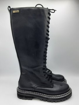 bottes tropezienne de seconde main - 35,00 € bottes tropezienne de seconde main Les Tropéziennes reconditionné disponible sur Claquettes Market