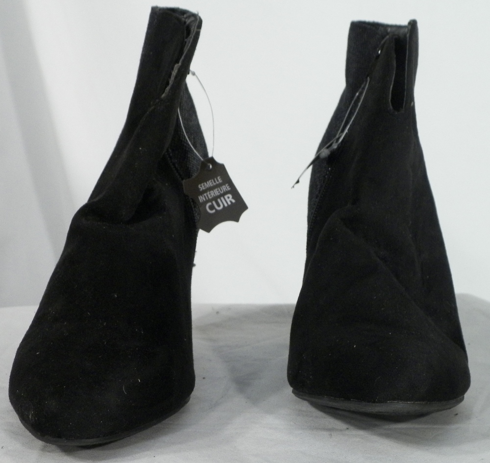 Bottine Femme Noire ANGELA THOMPSON Pointure 40. Bon état reconditionné photo 3
