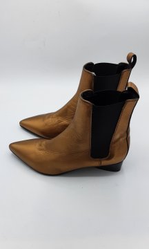 Acheter bottines à talons or - 20,00 € | Dero bottines à talons or N/A reconditionné disponible sur Claquettes Market | Dero