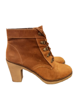 Bottines de seconde main - 20,00 € Bottines de seconde main André reconditionné disponible sur Claquettes Market