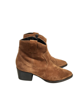 Bottines en cuir nubuck style Santiag - TEXTO - T37 de seconde main - 45,00 € Bottines en cuir nubuck style Santiag - TEXTO - T37 de seconde main N/A reconditionné disponible sur Claquettes Market | Dero
