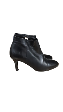 Acheter Bottines noir à talons - 25,00 € | Dero Bottines noir à talons Manfield reconditionné disponible sur Claquettes Market | Dero