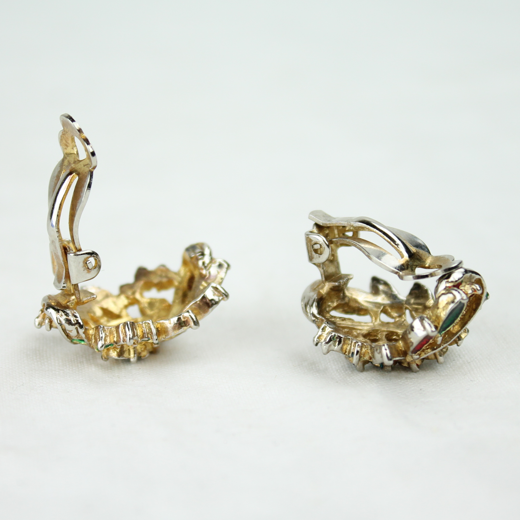 Voir photo 3 de Boucles d'oreilles "Clip", Vintage - Métal doré Boucles d'oreilles "Clip", Vintage - Métal doré Très bon état reconditionné photo 3