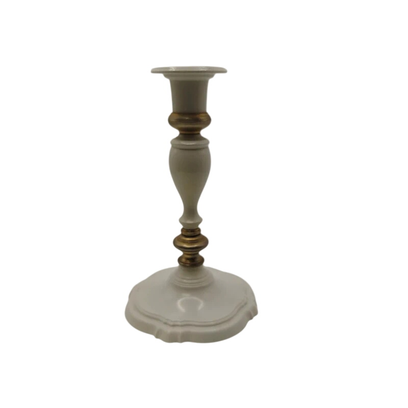Acheter Bougeoir ancien blanc style opaline laiton doré vintage chandelier déco 17,5 cm Très bon état - 17,00 € Bougeoir ancien blanc style opaline laiton doré vintage chandelier déco 17,5 cm Très bon état reconditionné disponible sur Label Emmaüs