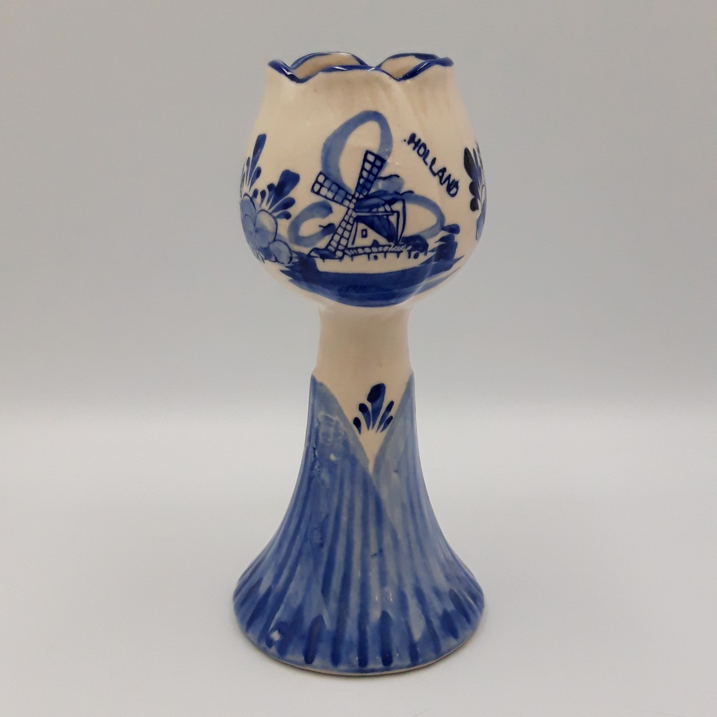 Acheter Bougeoir Delft bleu peint à la main Bon état - 11,00 € Bougeoir Delft bleu peint à la main Bon état reconditionné disponible sur Label Emmaüs