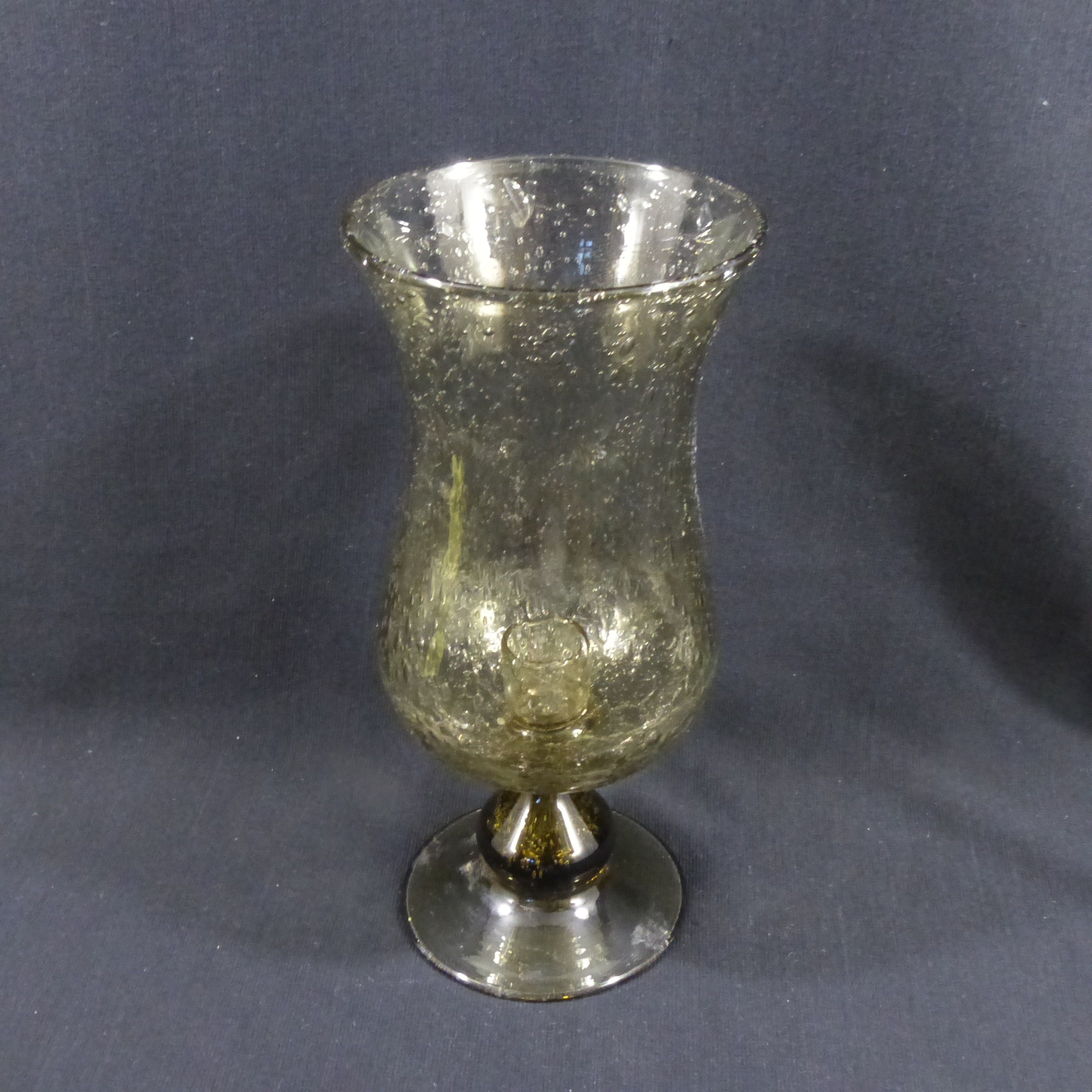 Voir photo 2 de Bougeoir en verre bullé - dans le goût de Biot Bougeoir en verre bullé - dans le goût de Biot reconditionné photo 2