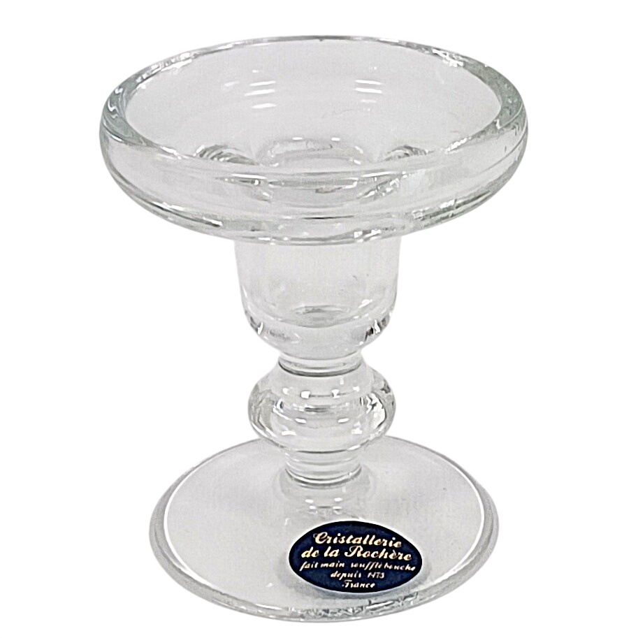 Bougeoir en verre soufflé bouche – Cristallerie de La Rochère (Ø 8 cm x H 9,5 cm) Bon état - 12,50 € Bougeoir en verre soufflé bouche – Cristallerie de La Rochère (Ø 8 cm x H 9,5 cm) Bon état reconditionné disponible sur Label Emmaüs