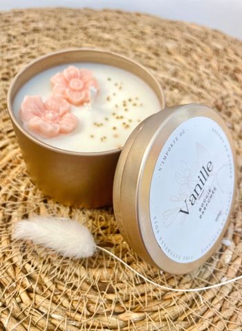 Bougie La douce Vanille écrin en métal doré . Idée cadeau Parfait état reconditionné (offre indisponible)
