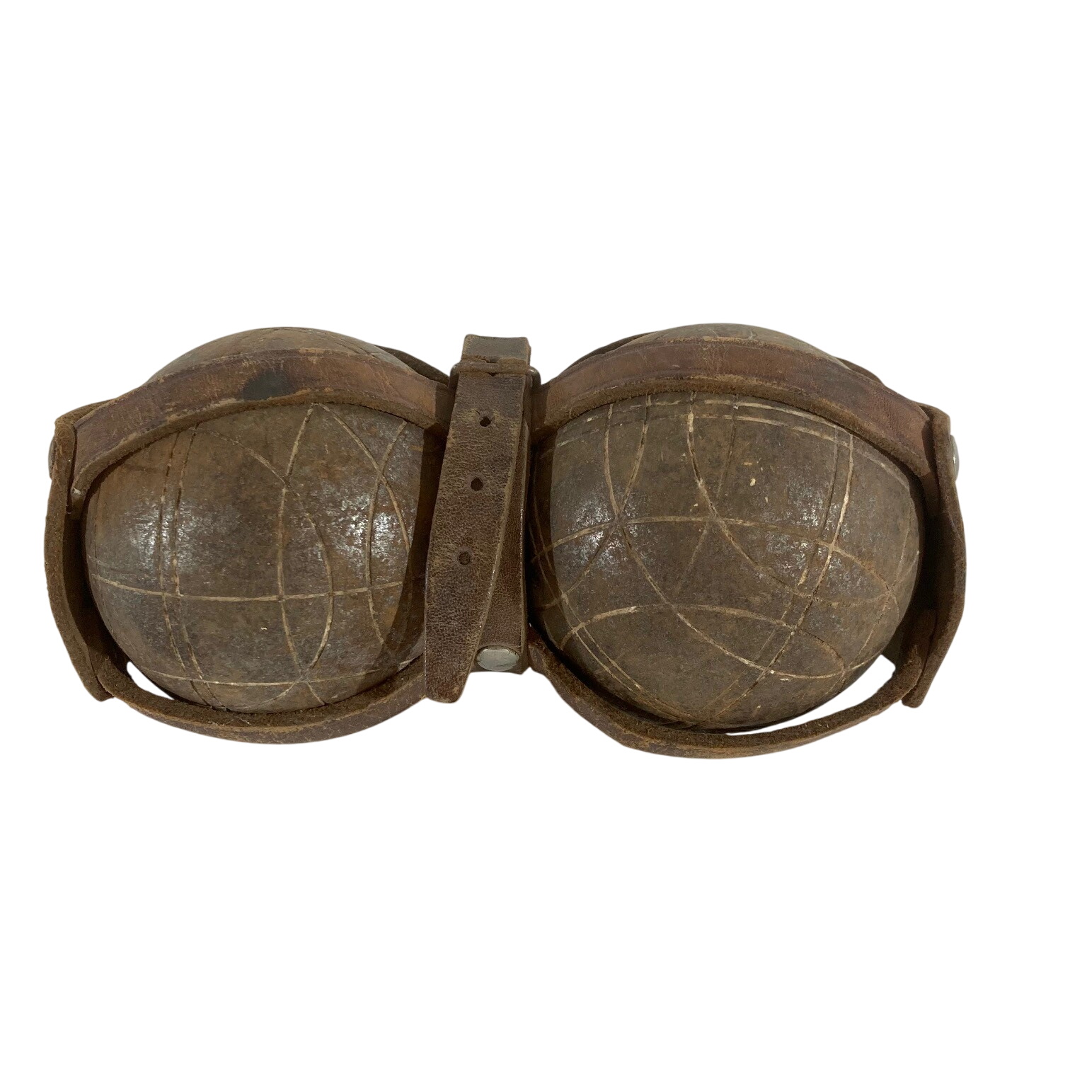 Acheter Boule de pétanque vintage Bon état - 10,00 € Boule de pétanque vintage Bon état reconditionné disponible sur Label Emmaüs