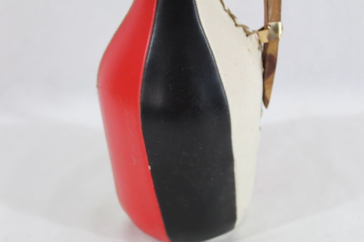 Voir photo 4 de Bouteille décor original en verre, bois et cuire Bouteille décor original en verre, bois et cuire Bon état reconditionné photo 4