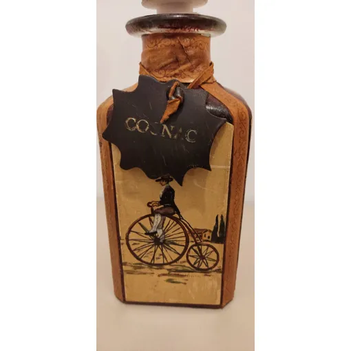 Bouteille Décorative Vintage En Verre ¿ Décanteur Habillé ¿ Motif Vélo Ancien ¿ 26 Cm Bon état reconditionné disponible sur Rakuten