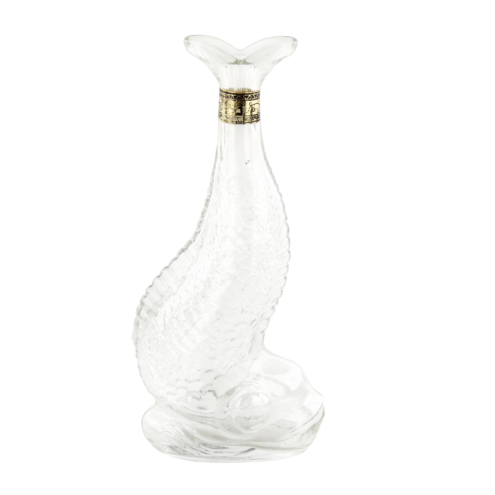 Bouteille poisson vintage en verre moulé Très bon état - 13,00 € Bouteille poisson vintage en verre moulé Très bon état reconditionné disponible sur Label Emmaüs