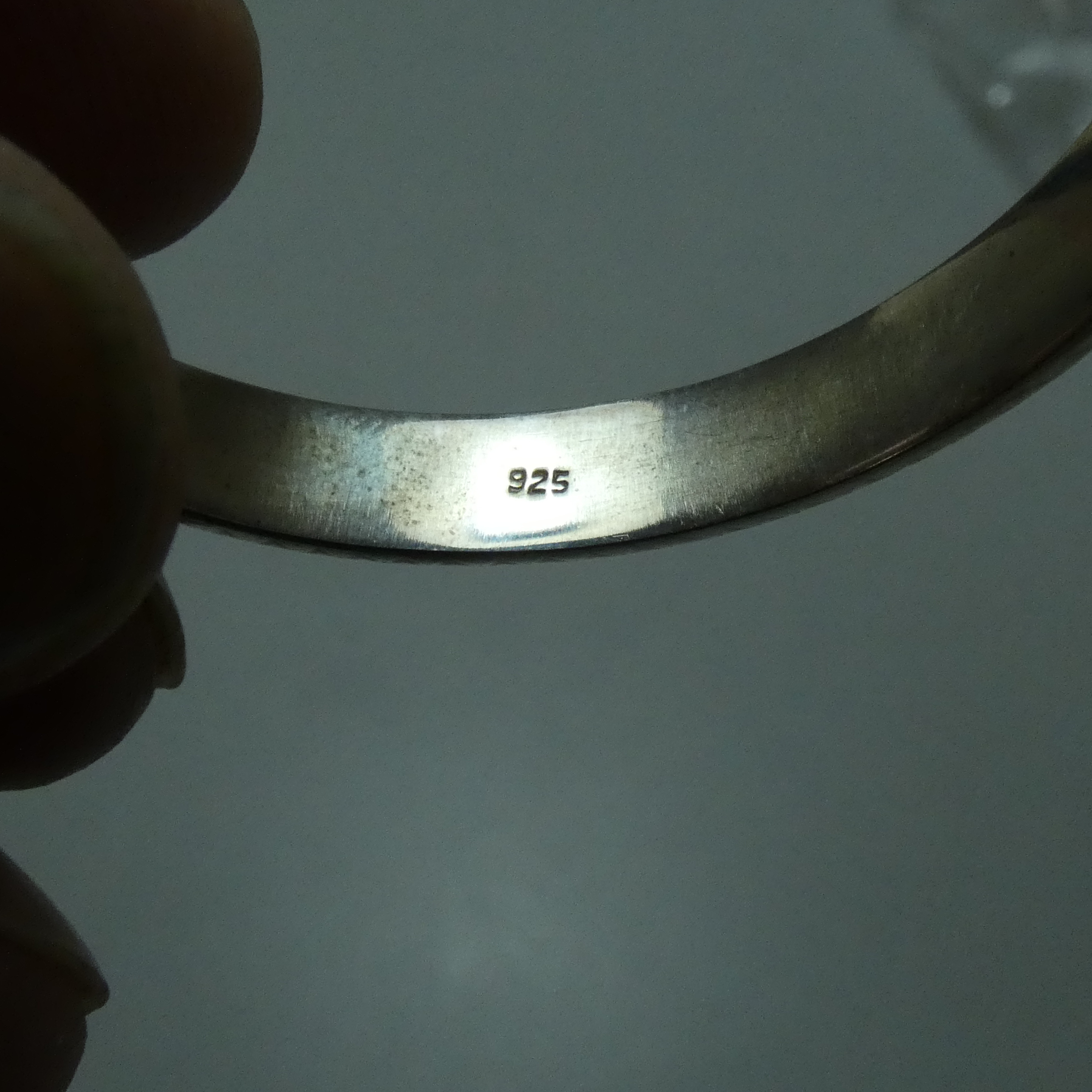 Voir photo 6 de Bracelet enfant en argent 925 ciselé Bracelet enfant en argent 925 ciselé Bon état reconditionné photo 6