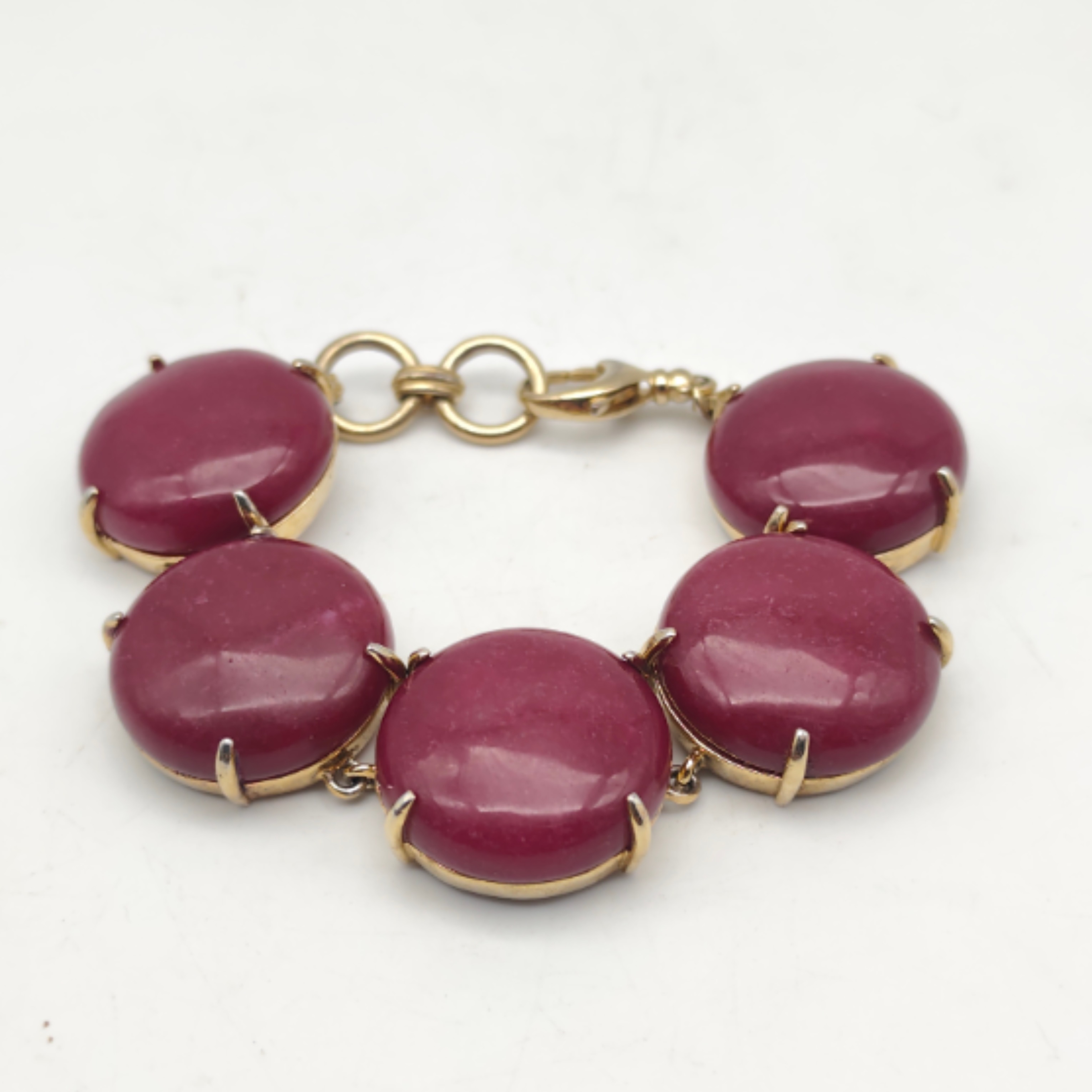 Acheter Bracelet métal doré et résine Très bon état - 11,00 € Bracelet métal doré et résine Très bon état reconditionné disponible sur Label Emmaüs