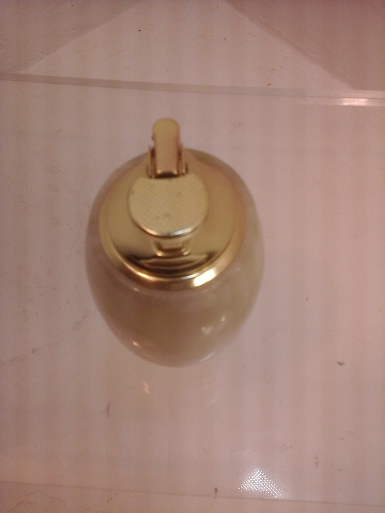 Voir photo 2 de Briquet vintage marbre,style onyx vert avec mécanisme métallique. Briquet vintage marbre,style onyx vert avec mécanisme métallique. Très bon état reconditionné photo 2