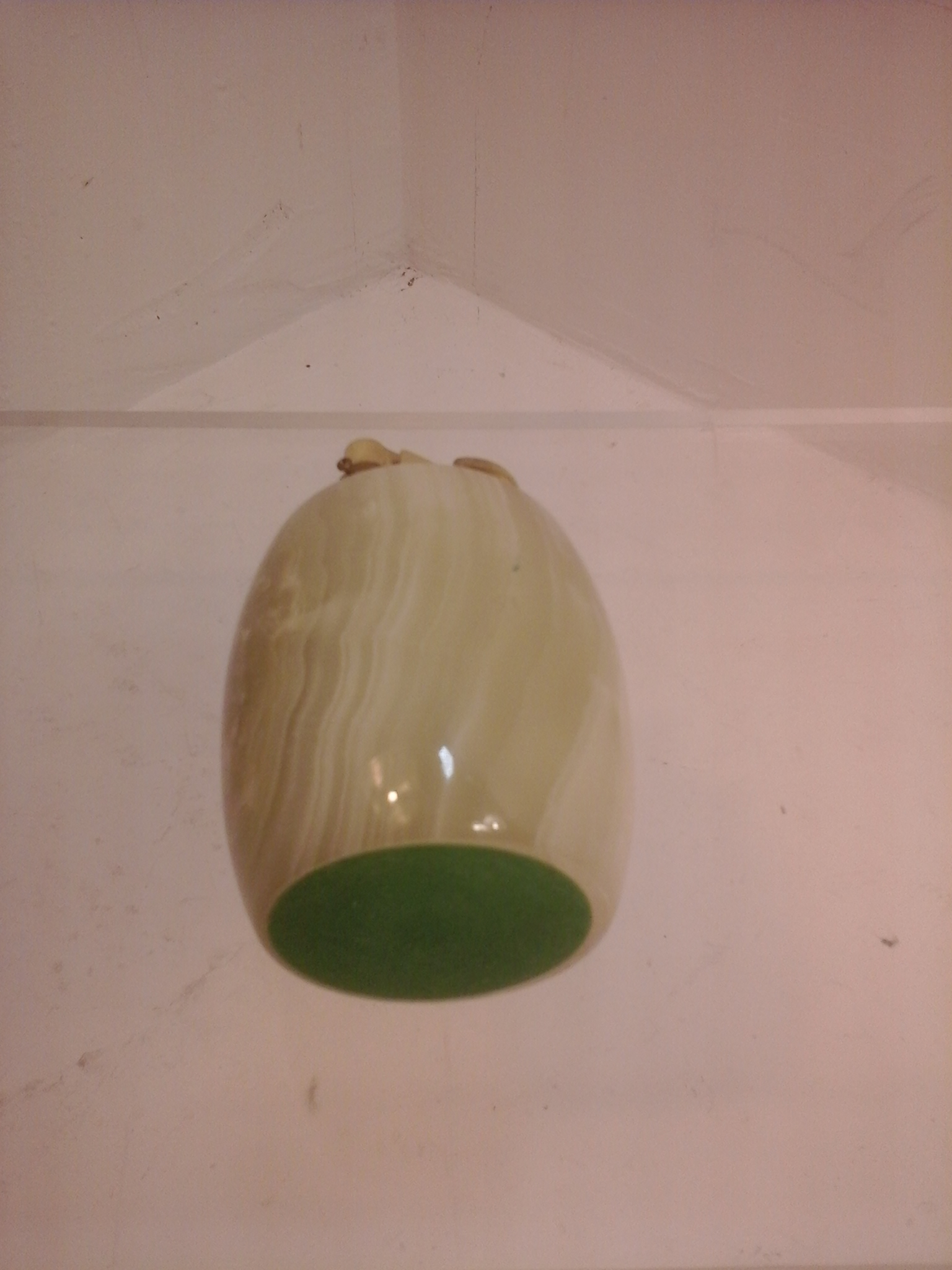 Voir photo 5 de Briquet vintage marbre,style onyx vert avec mécanisme métallique. Briquet vintage marbre,style onyx vert avec mécanisme métallique. Très bon état reconditionné photo 5