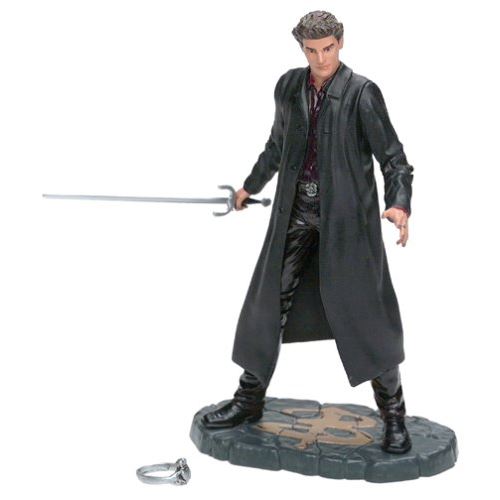 Buffy contre les vampires série 1 - Angel - David Boreanaz - 6 figurines d'action (2000 Clayburn Moore) Occasion N/A reconditionné disponible sur Fnac | Dero