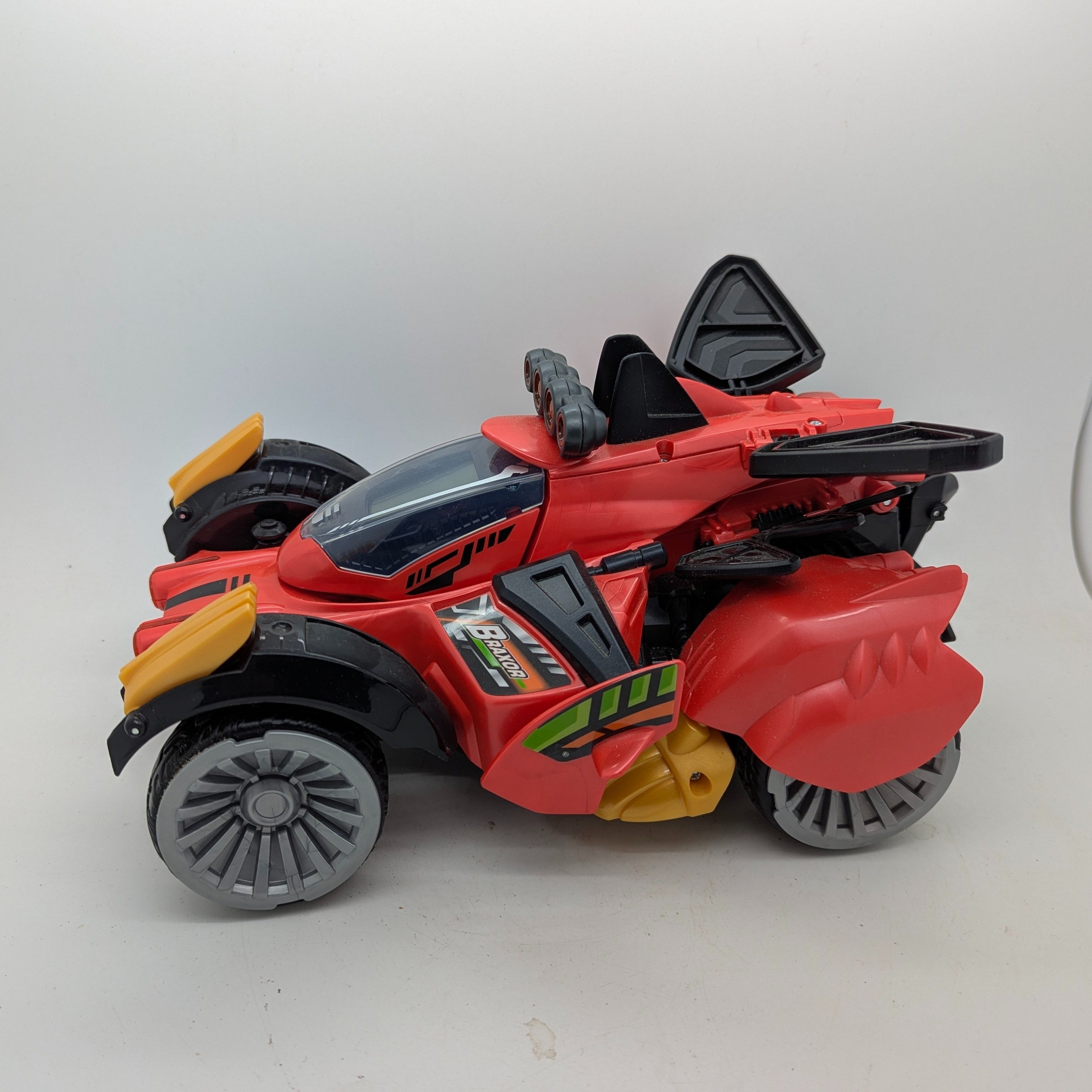 Voir photo 2 de Buggy VTECH switch & GO DINOS Robot interactif radiocommandé Braxor le méga Stégosaure transformable en buggy Buggy VTECH switch & GO DINOS Robot interactif radiocommandé Braxor le méga Stégosaure transformable en buggy Très bon état reconditionné photo 2