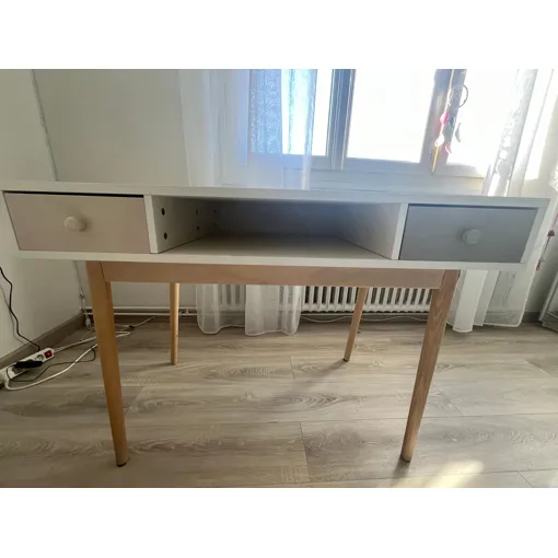 Bureau enfant maison du monde Bon état reconditionné disponible sur Rakuten