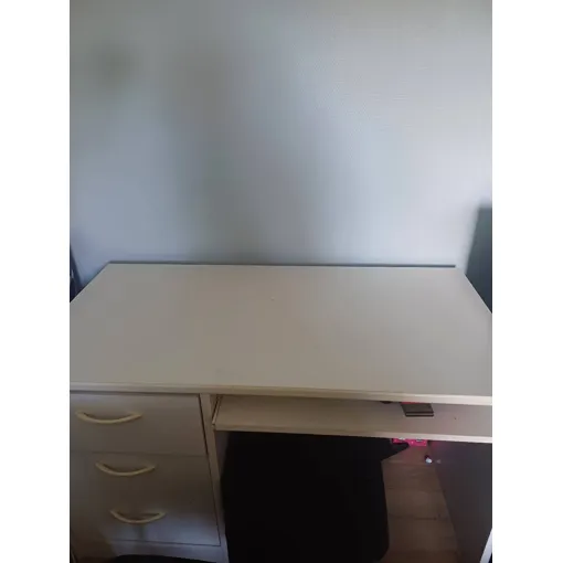 Bureau Bon état reconditionné disponible sur Rakuten