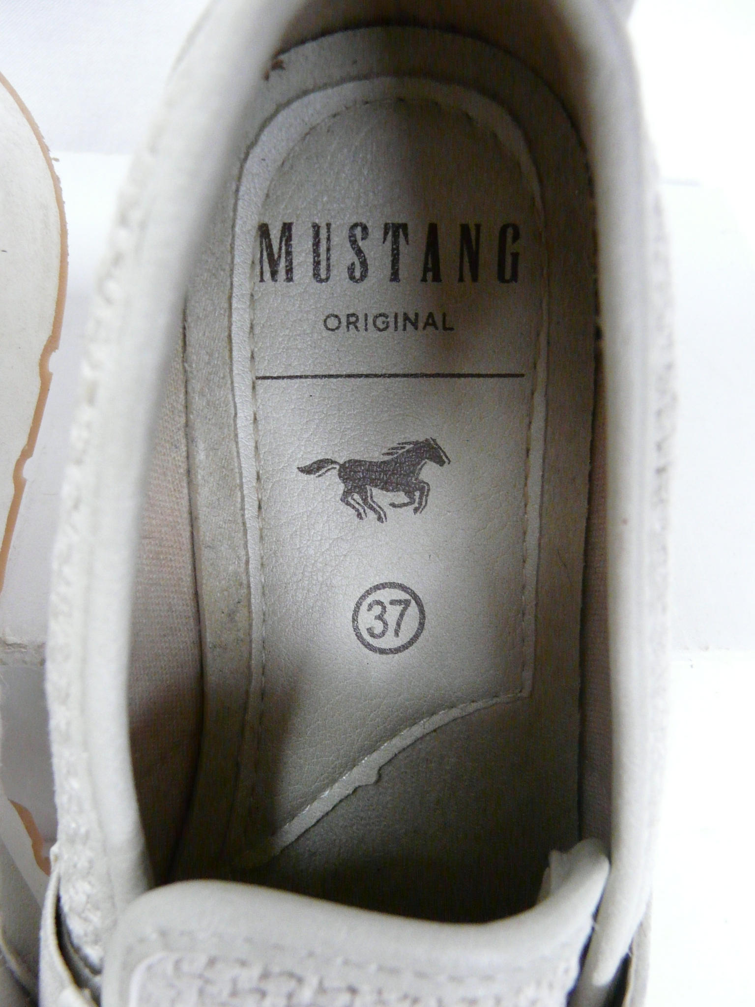 Voir photo 14 de C145 - Mocassin moderne - Mustang - Pointure 37 C145 - Mocassin moderne - Mustang - Pointure 37 Bon état reconditionné photo 14