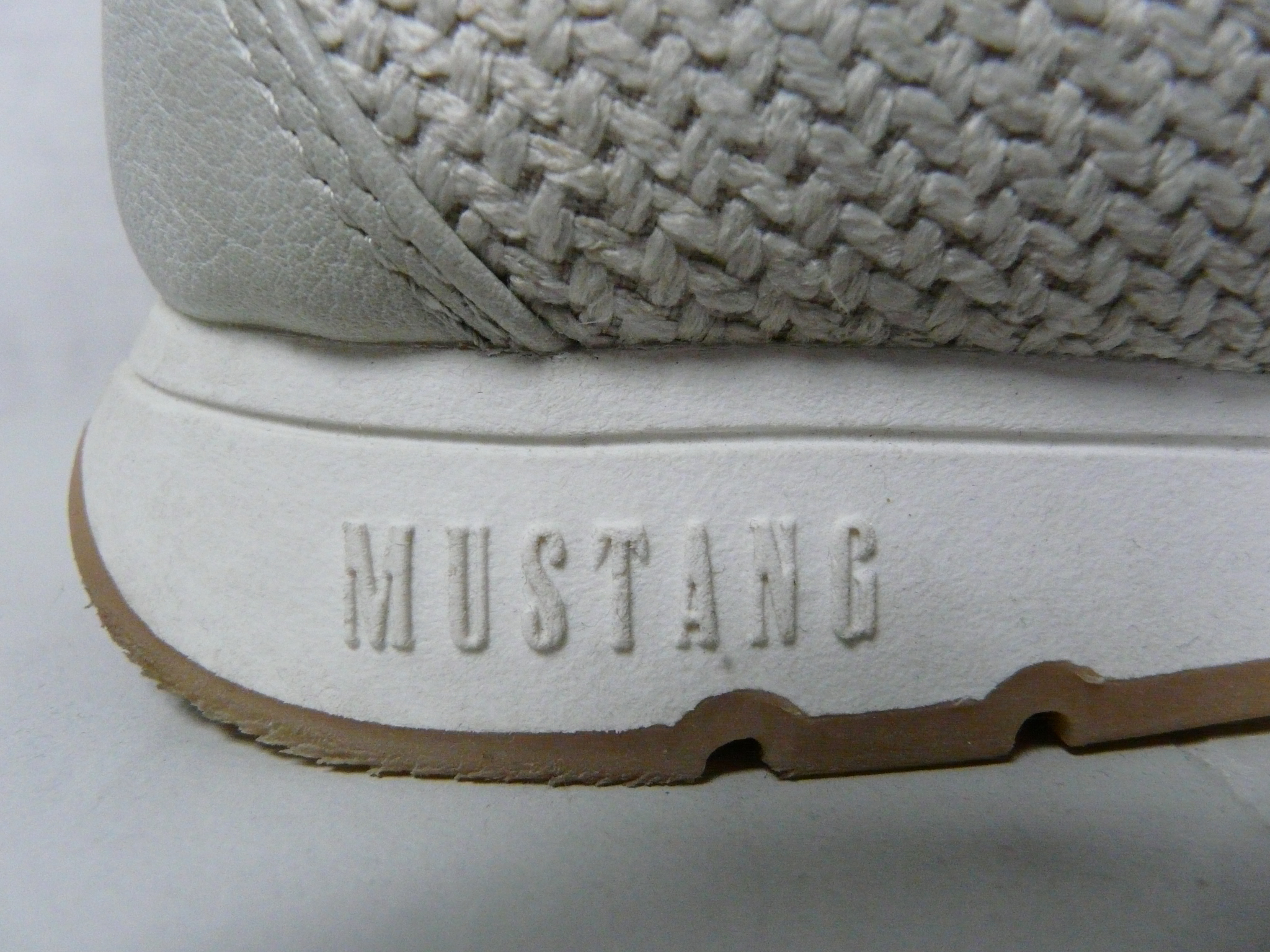 Voir photo 15 de C145 - Mocassin moderne - Mustang - Pointure 37 C145 - Mocassin moderne - Mustang - Pointure 37 Bon état reconditionné photo 15