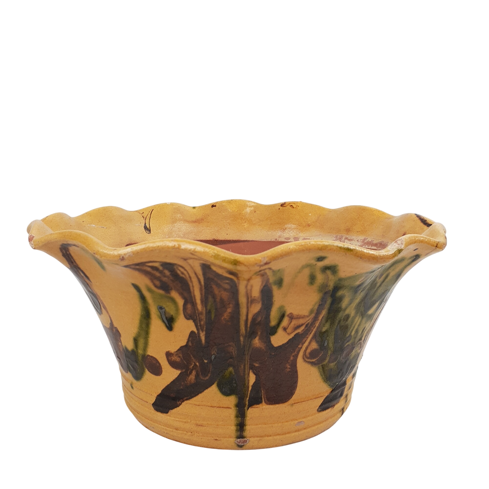 Cache pot en terre cuite Parfait état - 18,00 € Cache pot en terre cuite Parfait état reconditionné disponible sur Label Emmaüs