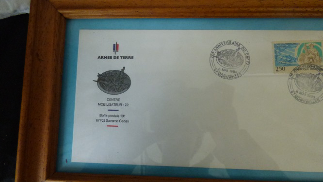 Voir photo 2 de Cadre contenant une enveloppe de l'armée de terre des 20 ans du Centre Mobilisateur 172 - 8 mai 1993 Cadre contenant une enveloppe de l'armée de terre des 20 ans du Centre Mobilisateur 172 - 8 mai 1993 Bon état reconditionné photo 2