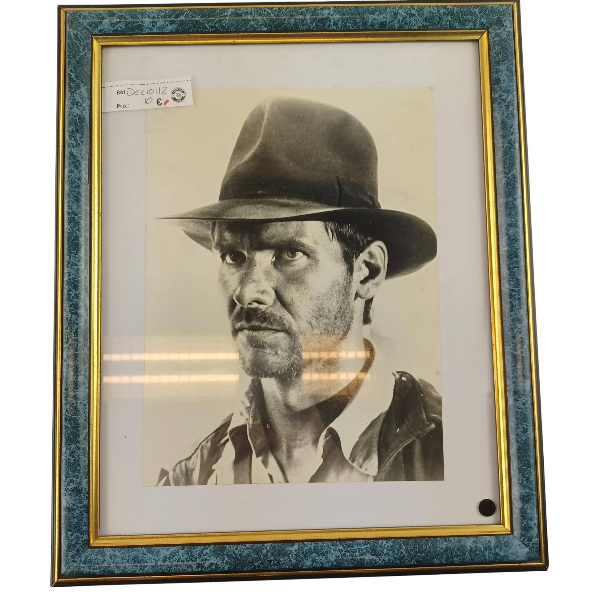 Cadre de Harrisson Ford, en Indiana Jones, tableau de 35x29 et photo de 17x24 cm Très bon état - 10,00 € Cadre de Harrisson Ford, en Indiana Jones, tableau de 35x29 et photo de 17x24 cm Très bon état reconditionné disponible sur Label Emmaüs