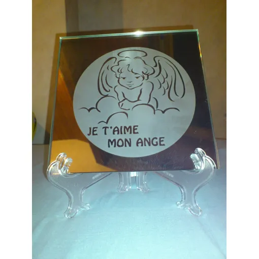 Acheter Cadre Verre Avec Motif Et Inscription Bon état - 10,00 € Cadre Verre Avec Motif Et Inscription Bon état reconditionné disponible sur Rakuten