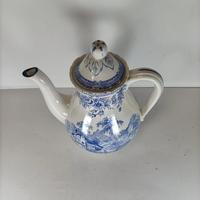 Voir photo 5 de Cafetière ancienne faïence Luneville bleu décor floral vintage maison de campagne Cafetière ancienne faïence Luneville bleu décor floral vintage maison de campagne Très bon état reconditionné photo 5
