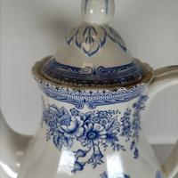 Voir photo 6 de Cafetière ancienne faïence Luneville bleu décor floral vintage maison de campagne Cafetière ancienne faïence Luneville bleu décor floral vintage maison de campagne Très bon état reconditionné photo 6