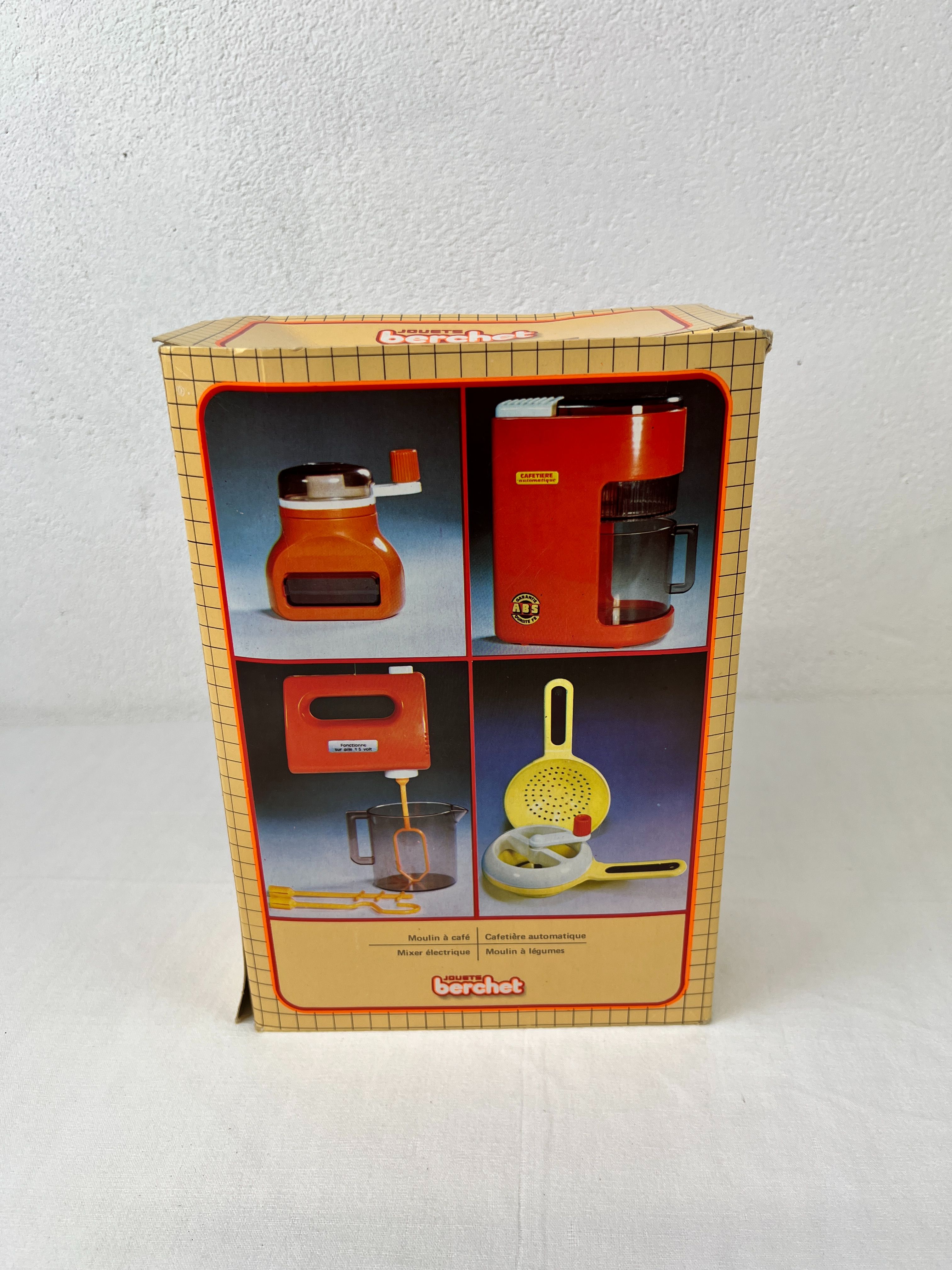 Voir photo 3 de Cafetière automatique Jouets Berchet 1975 Cafetière automatique Jouets Berchet 1975 reconditionné photo 3
