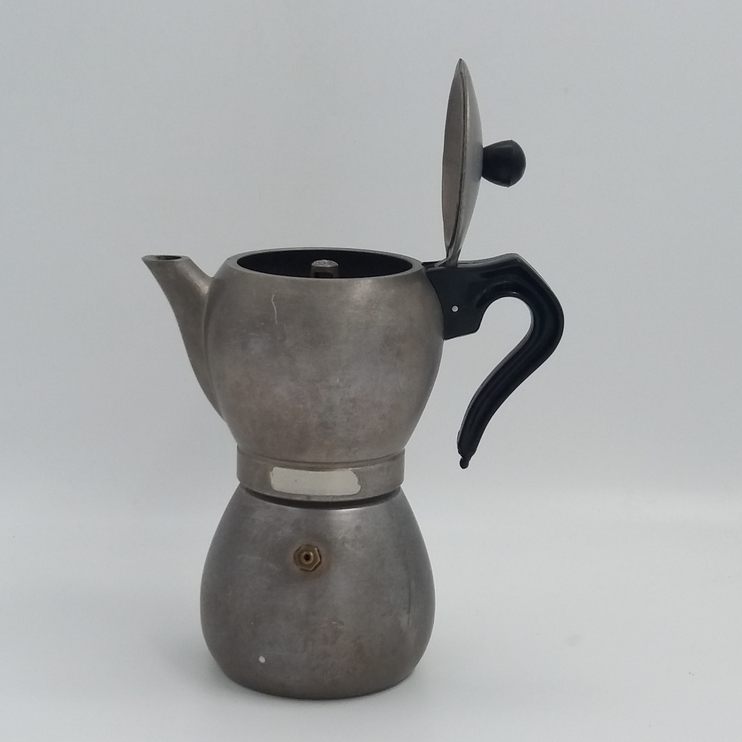 Voir photo 4 de Cafetière italienne expresso « La Signora ». Vintage 50’- 60’. Aluminium et bakélite. Cafetière italienne expresso « La Signora ». Vintage 50’- 60’. Aluminium et bakélite. Bon état reconditionné photo 4